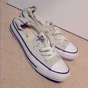 Converse beige/cream size 7 low tops